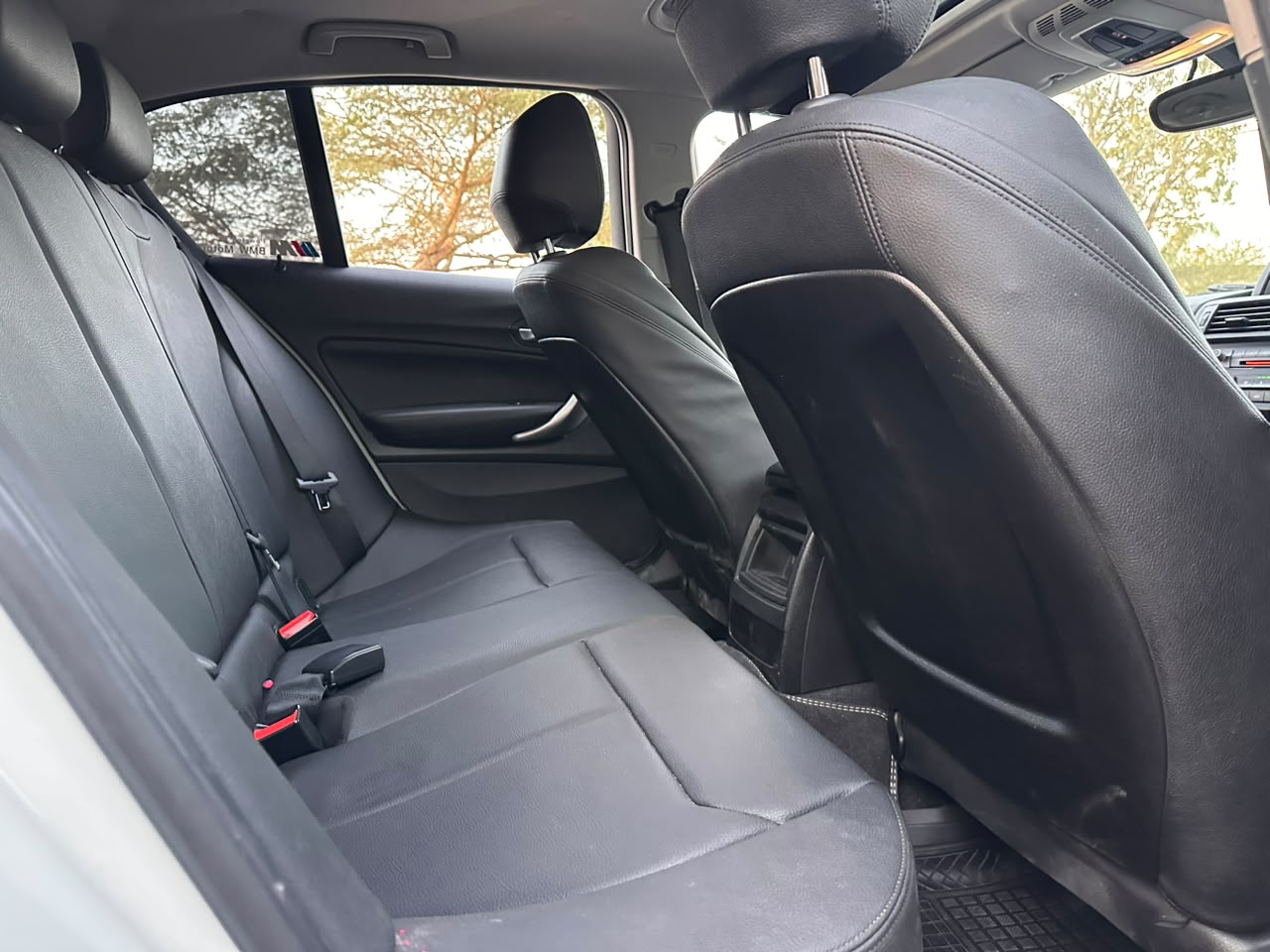 BMW 1 SERIES thumbnail 6